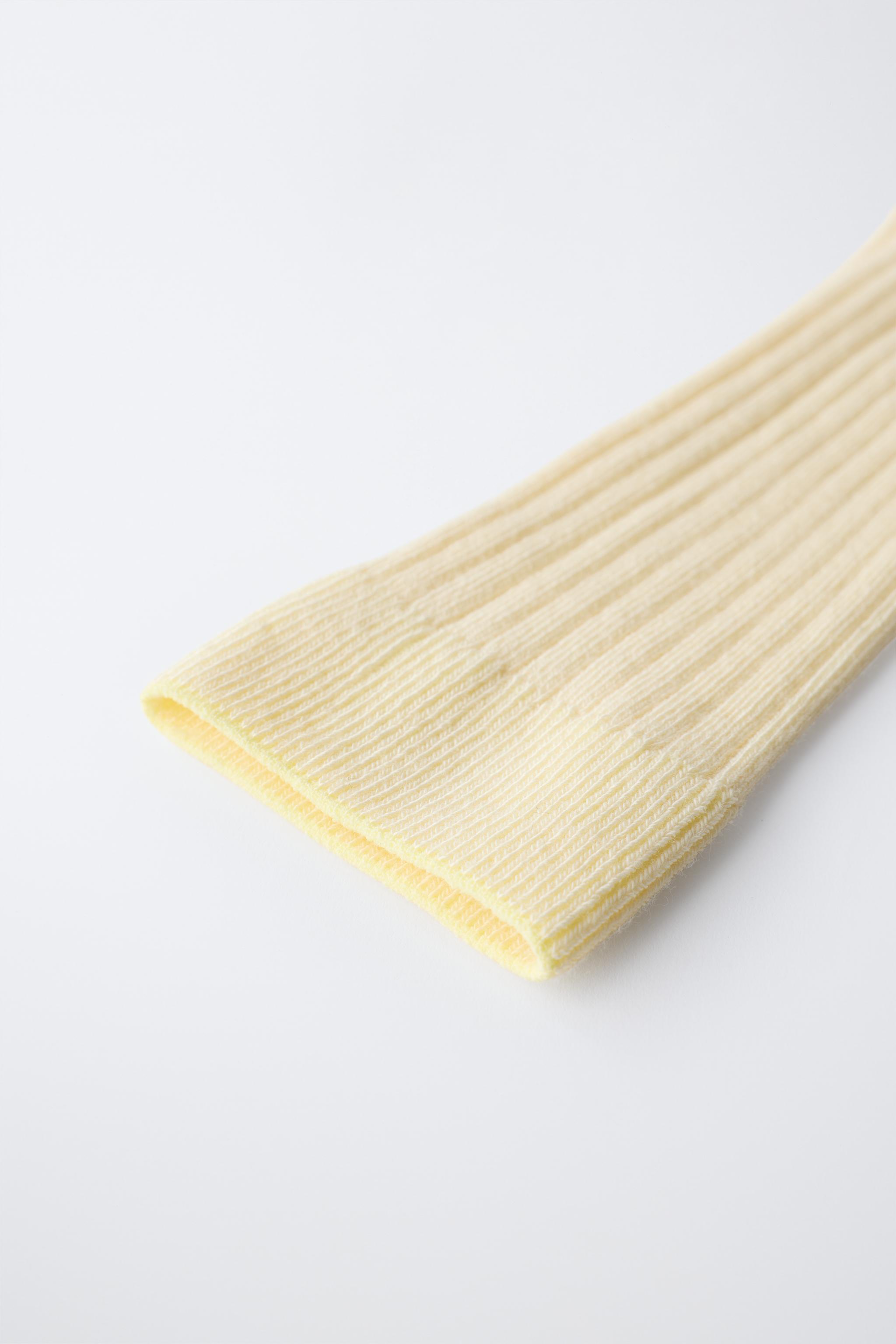 CHAUSSETTES MONTANTES CANNELÉES